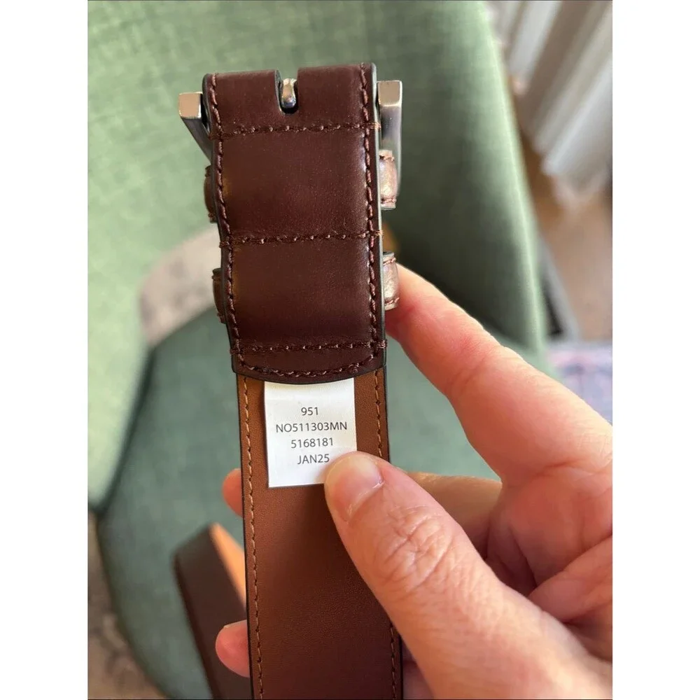 Men's Nordstrom Classic Brown genuine Leather Belt w/ Silver Buckle size 42 New